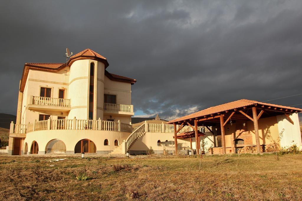 Tsaghkunq Guest House Sevan Exterior foto